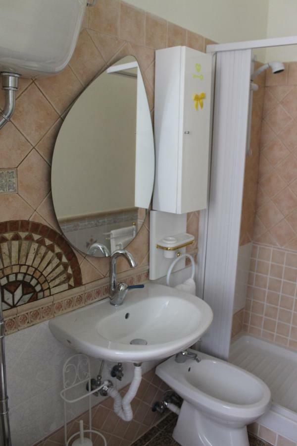 רומא San Peter'S Golden Rooms מראה חיצוני תמונה